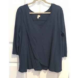 Free People - 3/4 sleeve, tulip front top